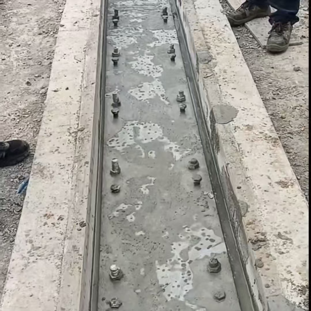 谷城环氧树脂轨道胶泥是什么？用在哪里？
